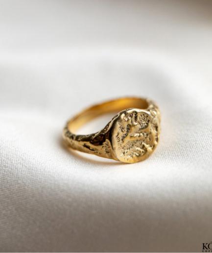 "Envy" Chunky guld ring i organisk design
